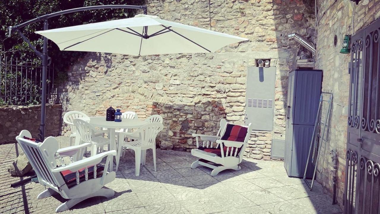 Casa Di Duccio Villa Montone  Buitenkant foto