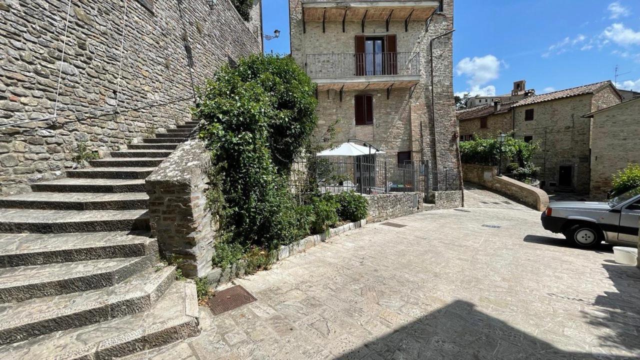 Casa Di Duccio Villa Montone  Buitenkant foto
