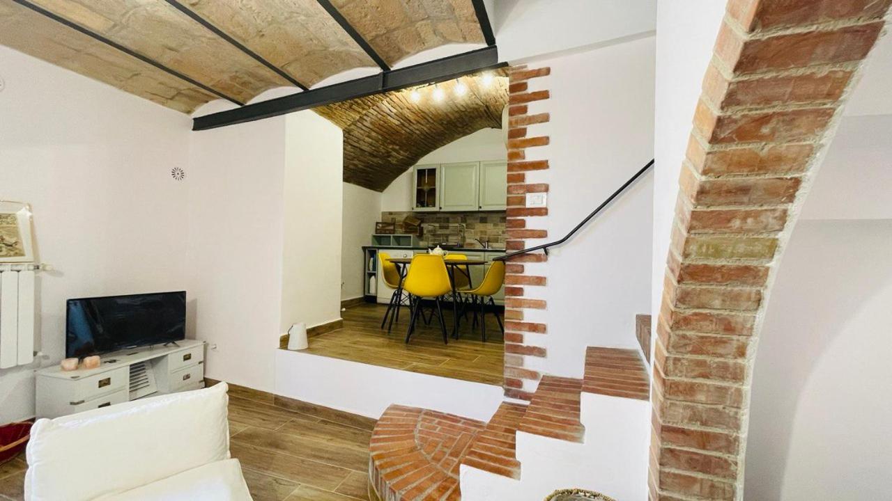 Casa Di Duccio Villa Montone  Buitenkant foto